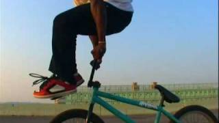 Bmx Trick Guide  Barhop [upl. by Clary]