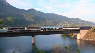 BB67300 400 et Train Corail Lunéa Paris  Briançon dans les Alpes [upl. by Josephina]