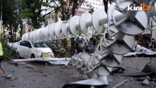 Gale knocks down Penang Umno HQ antenna [upl. by Laemaj113]