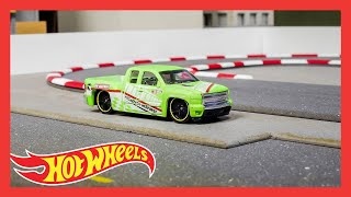 🛰️ SATELLITENABSTURZ mit HW RESCUE™ ⛑️  Hot Wheels Welt  HotWheelsDeutschland [upl. by Ahsienroc367]