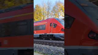 Ein RE 17 in Meschede  Wehrstapel train zug trainspotting eisenbahn railway [upl. by Griggs]