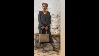 Patent vest grof kort grijs en Louise traveller bag [upl. by Idaline156]