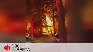 Edmonton police investigating 2 fires with payment notes [upl. by Beatty]