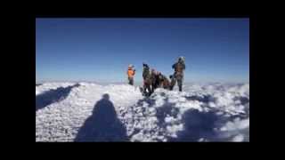 Ascenso del Presidente Rafael Correa al Cotopaxi [upl. by Calesta]