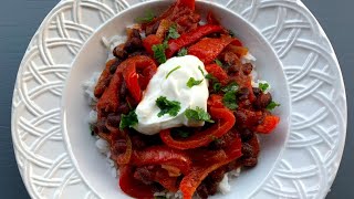 Chili Sin Carne m bønner amp peberfrugt  Chili con carne uden kød  Opskrift  253 [upl. by Akeit]