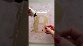 CREA INCREIBLES LETRAS 3D CON TU CRICUT manualidad cricut cursoonline papeleriacreativa short [upl. by Novikoff]