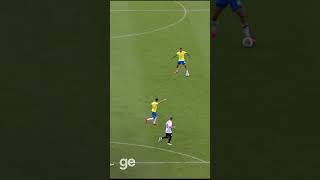 GOLAÇO DO GERSON MALVADÃO 😎⚽ BRASIL X URUGUAI SHORTS  geglobo [upl. by Mera]