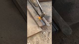 How cutting excavator new bucket for adjust edge plate with gas cutter shorts welding bucket [upl. by Sayre464]