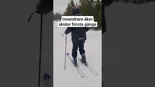 När invandrare åker skidor fördig roligt sverige roligaklipp [upl. by Aenaj]