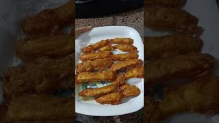 Crispy paneer pakoda shorts youtube shortsfeed ytshort cookingwithrajia [upl. by Petulah]