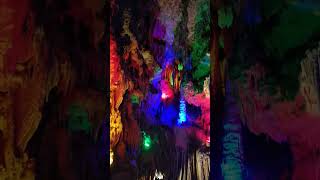 Inside Meramec Caverns Stanton Missouri nature adventure stalactites patriotic rockformation [upl. by Priebe]