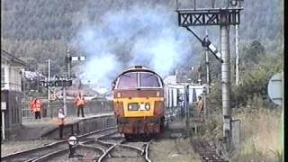 D1015 Western Champion passing St Blazey 30th August 2002 [upl. by Edwards569]