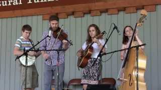 Red Wing 611 Empty Bottle String Band at Pickin In The Park Natural Tunnel SP [upl. by Farand583]