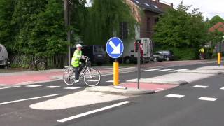 Fiets veilig in het verkeer [upl. by Uhayile159]