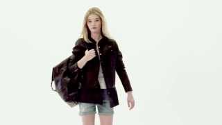 How To Lederjacke richtig kombineren Fashion Tutorial  MANOR [upl. by Eilitan]