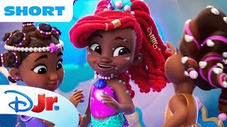 Disney Jr’s Ariel Mermaid Tales Short 6 🧜🏾‍♀️  A Fashion Emergency  NEW SHORTS  disneyjr [upl. by Ellinnet965]