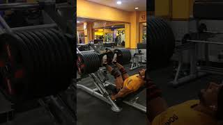 400 kg leg press 💪 gymlover gymmotivation sohailfitness legworkout [upl. by Limbert]