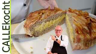 Herzhafter Hackbraten im Speckmantel mit Makkaroni amp Cheddar gefüllt [upl. by Schilling]