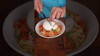 Pasta al basilico pomodoro parmigiano e burrata 🤤 Lionfieldshorts italianfood [upl. by Urbai]