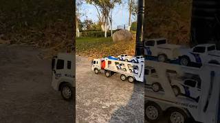 132 Scale OffRoad Police Transporter Truck with Trailer and 4 Diecast Police Cars [upl. by Osicran153]