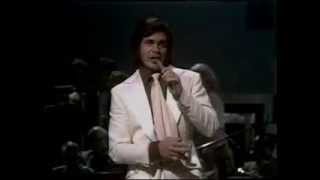 Engelbert HumperdinckLondon Palladium 1974 full performance [upl. by Reinhold]