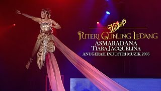 Asmaradana LIVE  Tiara Jacquelina  AIM 12  Puteri Gunung Ledang [upl. by Ellerret732]