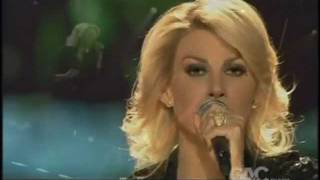 Faith Hill  There Youll Be amp Paris LIVE [upl. by Narrat]