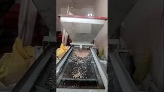 Grain cleaning machine [upl. by Drugi]