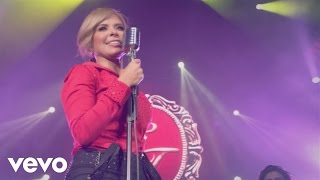 Gloria Trevi  Ese Hombre Es Malo En Vivo [upl. by Devinna779]