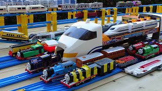 Thomas Plarail amp JR Shinkansen ☆ I made a station and dome course with the future express Nozomi [upl. by Acinod]