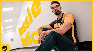 How AussieAntics Joined Dignitas [upl. by Nehcterg592]