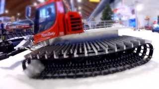 Faszination Modellbau Messe Friedrichshafen Pistenbully 300 [upl. by Enhpad838]