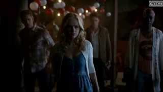 True Blood 7x01 TARA DIES infected vampires attack Bon Temps [upl. by Hurlee]