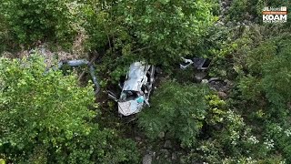 SUV goes into median crashing below between the bridges onto dry creek bed [upl. by Rockie]