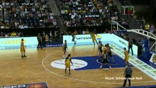 Highlights ALBA BERLIN  WALTER Tigers Tübingen 8876 [upl. by Lorolla]