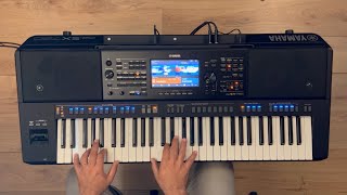 Yamaha PSR SX 720  Unboxing and First Test [upl. by Kotick784]