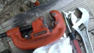 Ridgid No 42A Four Wheel Pipe cutter for steel Ridge Tool [upl. by Ahtelra119]