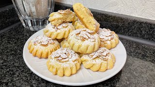 Eid Rezept Marokkanische Mandelgebäck Mandelkekse köstliche Kekse die auf der Zunge zergehen [upl. by Ondine]