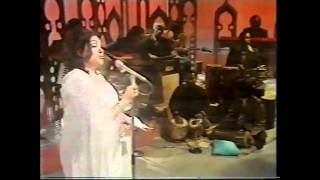 Noor Jehan  Mujh se pehli si mohabbat merey mehboob na maang  Faizavi [upl. by Leugar]