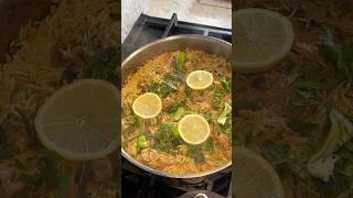 Chicken pullao biryani chickenpullobiryani biryni recipe biryanilovers [upl. by Stilwell380]