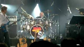 Alan White on drums [upl. by Akihsay]