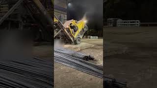 Operator Skillfully Lands Forklift Despite Its Back Lifting Off the Ground  1538800 [upl. by Llennol]