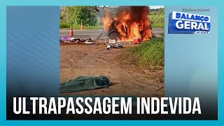 Dois carros batem de frente e uma pessoa morre na BR040  BALANÇO GERAL MANHÃ [upl. by Alilak39]