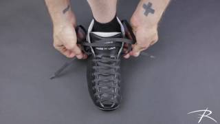 How to Properly Engage the Solaris VLock Strap with Jackie Daniels  Riedell Skates [upl. by Kirkwood]