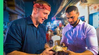 Halal Street Food Tour on Mumbai India’s Muhammad Ali Road [upl. by Norah]