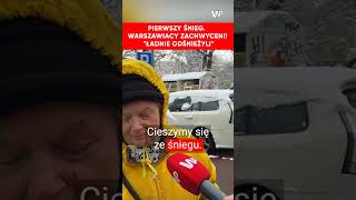 Spadł pierwszy śnieg w Warszawie w tym roku quotCzekałem z utęsknieniemquot [upl. by Ellevehs942]