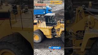 Cat 992G Wheel Loader Caterpillar At Work Loading Coal On The Truck Mining Machines Transport short [upl. by Ginzburg]