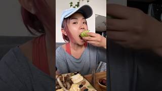 Laziest amp BEST Korean Way to EAT VEGGIES 🥬 shorts [upl. by Jahdai274]