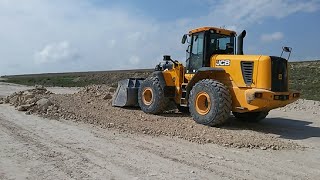 JCB 456 EZX LOD AND TRUCK DÖKÜM TESVİYE JCB 456 EZX LODERVE KAMYON [upl. by Einalem958]