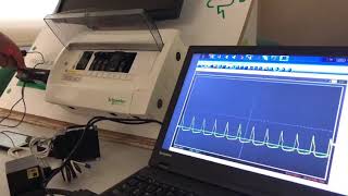 Prueba de Supresor de Picos Schneider Electric [upl. by Janie]